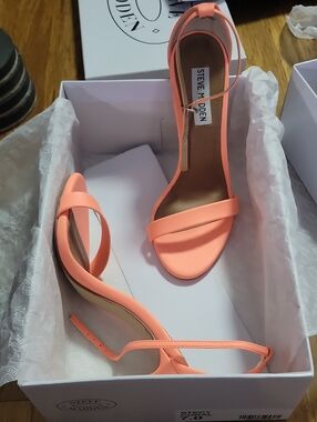 Steve Madden Coral/Peach Open-Toe Ankle-Strap Heels